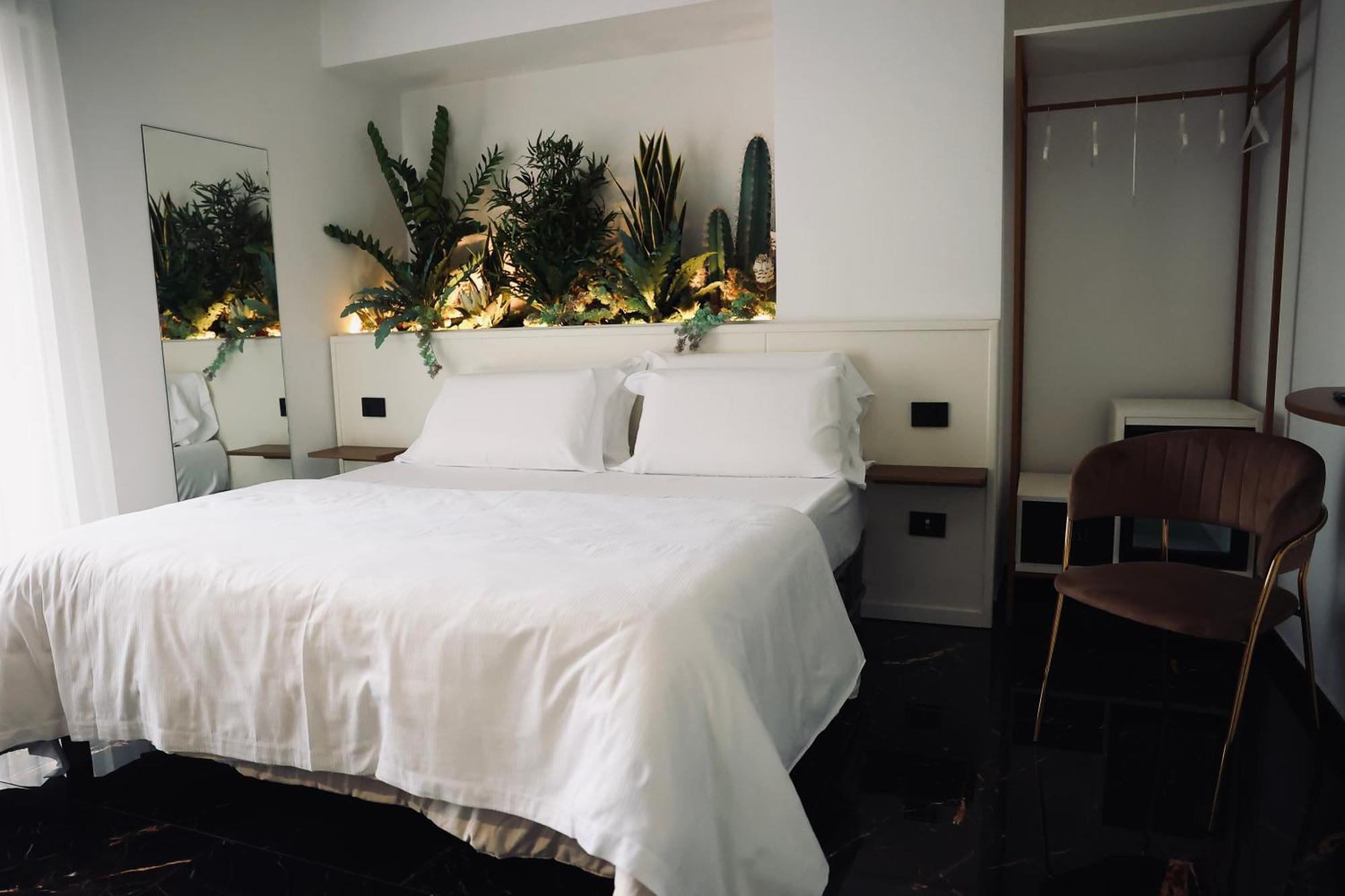Hotel Max Aversa Eksteriør bilde